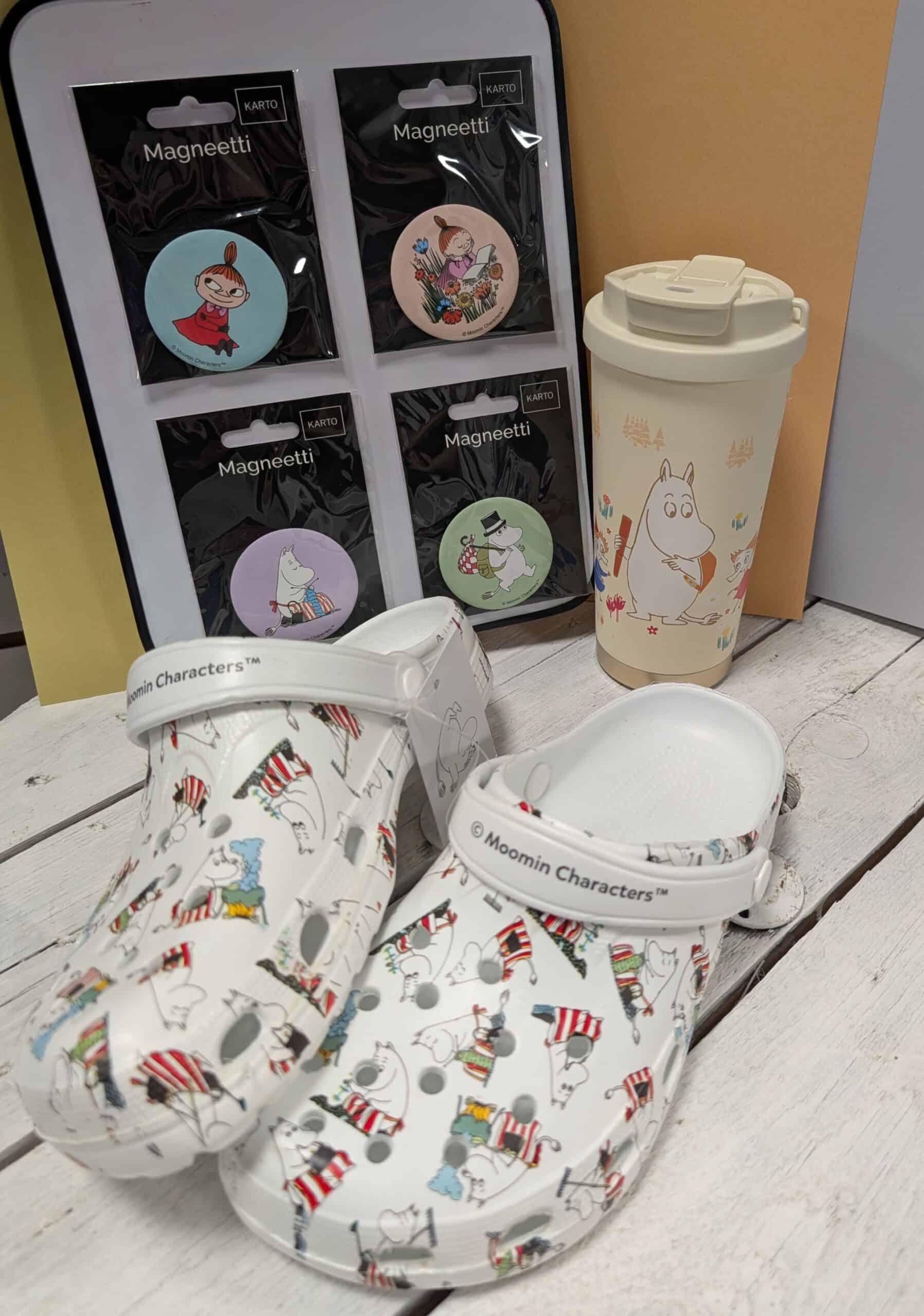 muumi-sandaalit mökille magneetti putinki notebook